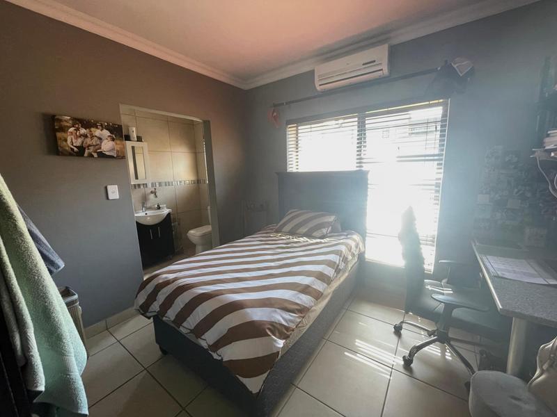 To Let 2 Bedroom Property for Rent in Die Bult North West